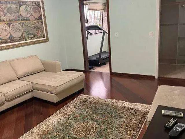 Casa / Sobrado Comercial para Locação em São Paulo/SP Vila Carrão 4 Quartos