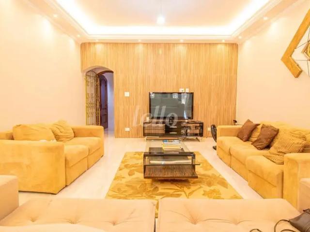 Casa / Sobrado Comercial para Locação em São Paulo/SP Vila Bertioga 4 Quartos