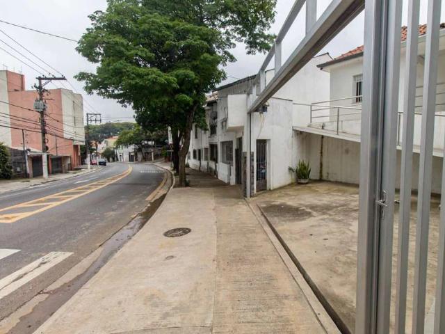 Casa / Sobrado Comercial para Locação em São Paulo/SP Vila Firmiano Pinto