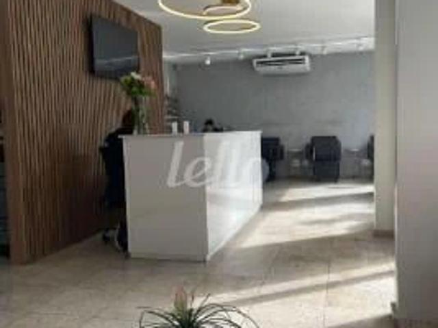 Casa / Sobrado Comercial para Locação em São Paulo/SP Vila Ida 20 Quartos