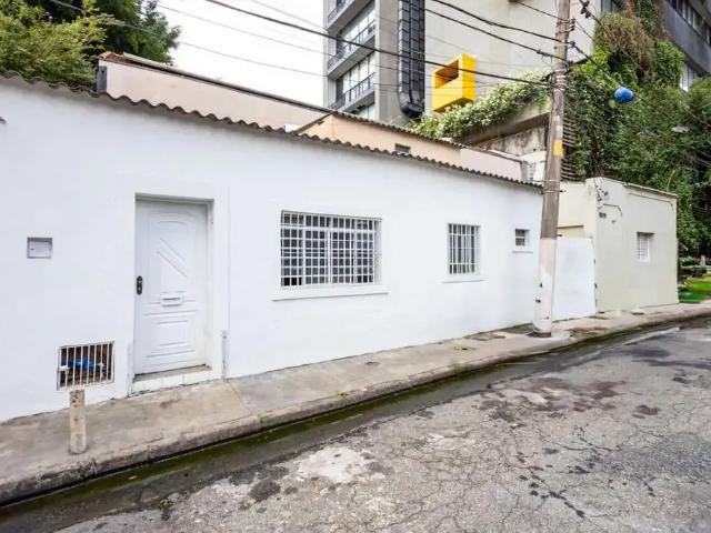 Casa / Sobrado Comercial para Locação em São Paulo/SP Vila Madalena