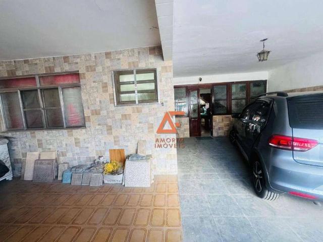 Casa / Sobrado Comercial para Locação em São Pedro da Aldeia/RJ Centro 4 Quartos
