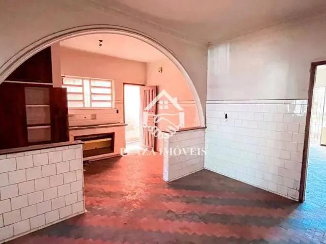 Casa / Sobrado Comercial para Locação em São Pedro da Aldeia/RJ Centro 5 Quartos