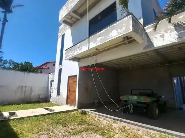 Casa / Sobrado Comercial para Locação em São Pedro da Aldeia/RJ Estação 6 Quartos