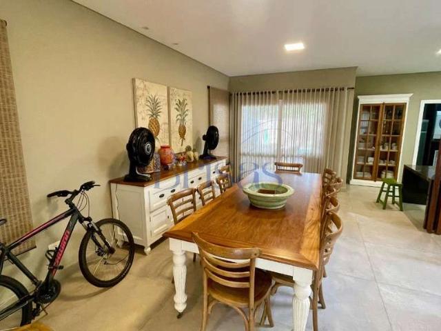 Casa / Sobrado Comercial para Locação em São Sebastião/SP Juquehy 4 Quartos