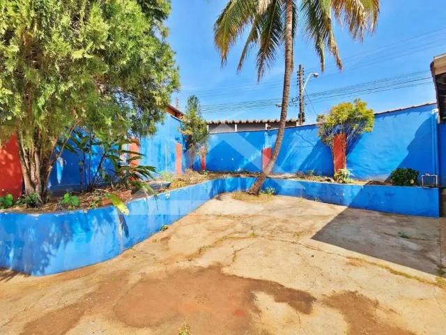 Casa / Sobrado Comercial para Locação em São Simão/SP Centro