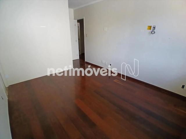 Casa / Sobrado Comercial para Locação em Salvador/BA Caminho das Árvores 4 Quartos