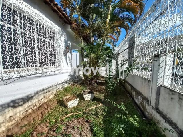 Casa / Sobrado Comercial para Locação em Salvador/BA Bonfim 5 Quartos