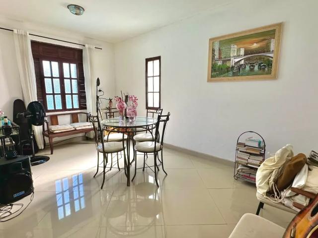 Casa / Sobrado Comercial para Locação em Salvador/BA Itapuã