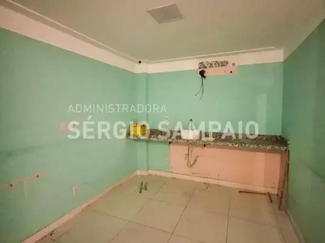 Casa / Sobrado Comercial para Locação em Salvador/BA Pituba 8 Quartos