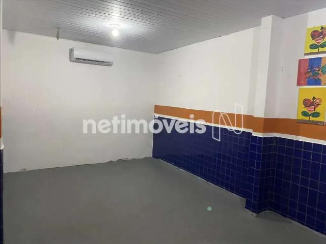 Casa / Sobrado Comercial para Locação em Salvador/BA Vila Laura 3 Quartos