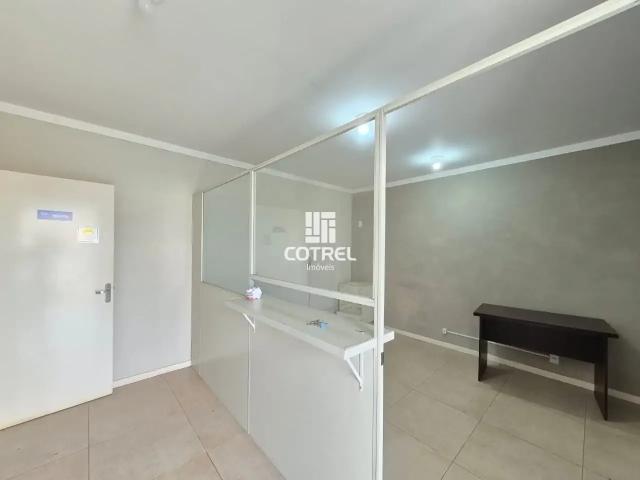 Casa / Sobrado Comercial para Locação em Santa Maria/RS Camobi 3 Quartos