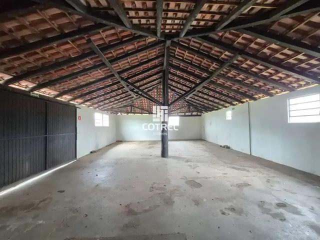 Casa / Sobrado Comercial para Locação em Santa Maria/RS Camobi 3 Quartos