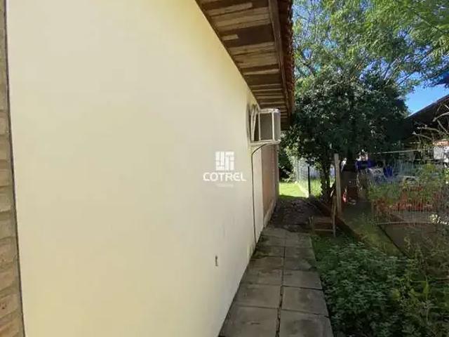 Casa / Sobrado Comercial para Locação em Santa Maria/RS Camobi 5 Quartos