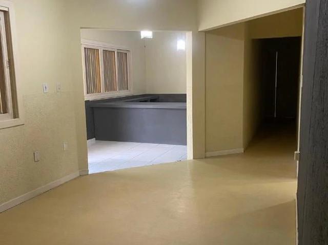 Casa / Sobrado Comercial para Locação em Santo Amaro da Imperatriz/SC Centro 4 Quartos