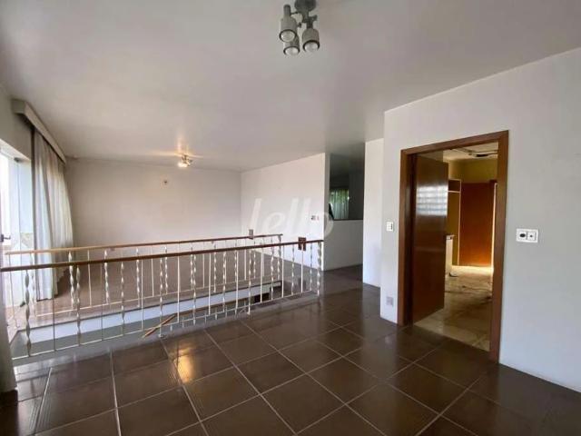 Casa / Sobrado Comercial para Locação em Santo André/SP Vila Bastos 3 Quartos