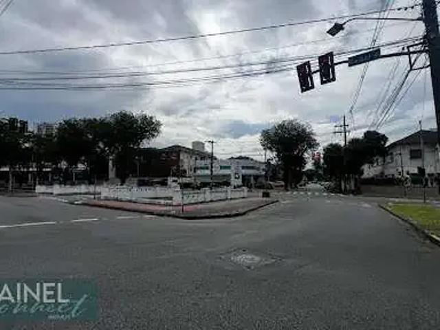 Casa / Sobrado Comercial para Locação em Santos/SP Macuco 5 Quartos