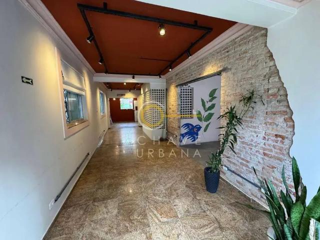 Casa / Sobrado Comercial para Locação em Santos/SP Aparecida 4 Quartos
