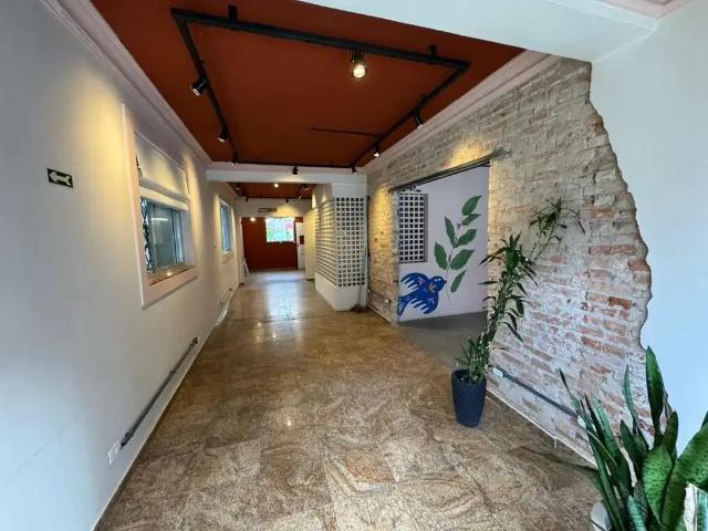 Casa / Sobrado Comercial para Locação em Santos/SP Aparecida 4 Quartos