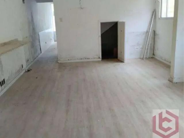 Casa / Sobrado Comercial para Locação em Santos/SP Aparecida
