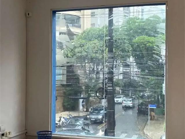 Casa / Sobrado Comercial para Locação em Santos/SP Boqueirão