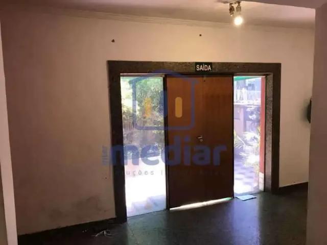 Casa / Sobrado Comercial para Locação em Santos/SP Encruzilhada 10 Quartos