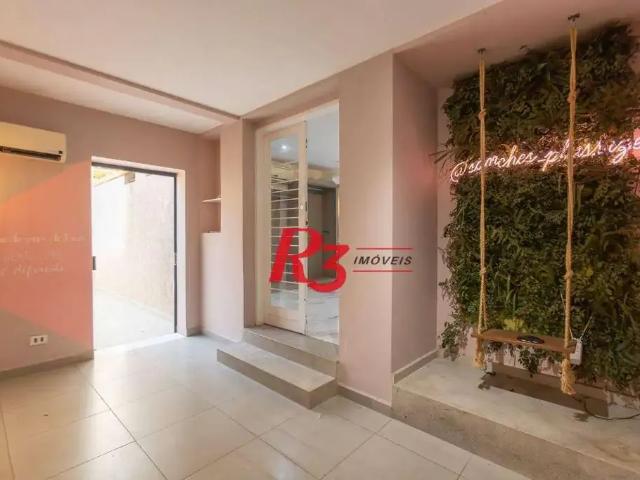 Casa / Sobrado Comercial para Locação em Santos/SP Gonzaga 3 Quartos