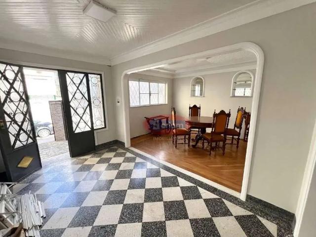 Casa / Sobrado Comercial para Locação em Santos/SP Gonzaga 3 Quartos
