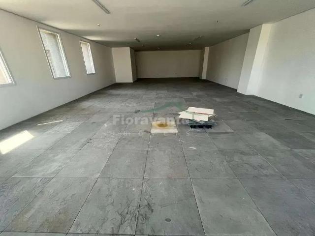 Casa / Sobrado Comercial para Locação em Santos/SP Gonzaga