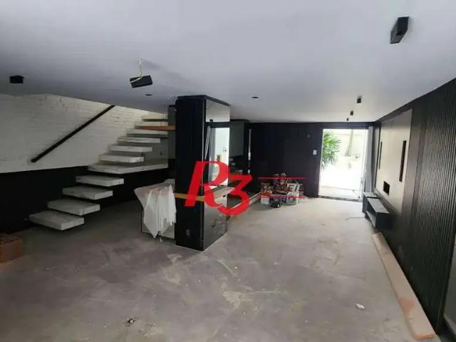 Casa / Sobrado Comercial para Locação em Santos/SP Gonzaga 4 Quartos