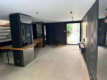 Casa / Sobrado Comercial para Locação em Santos/SP Gonzaga