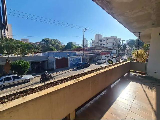 Casa / Sobrado Comercial para Locação em Sorocaba/SP Jardim Faculdade 3 Quartos