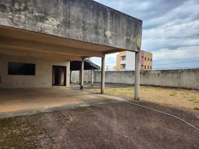 Casa / Sobrado Comercial para Locação em Sorocaba/SP Jardim Leocádia 3 Quartos