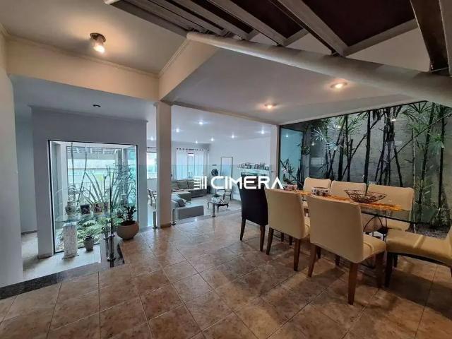 Casa / Sobrado Comercial para Locação em Sorocaba/SP Parque Campolim 5 Quartos