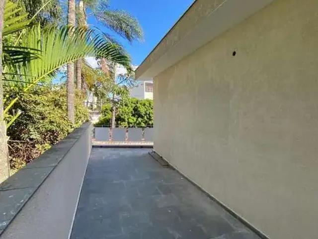 Casa / Sobrado Comercial para Locação em Sorocaba/SP Vila Leão 5 Quartos