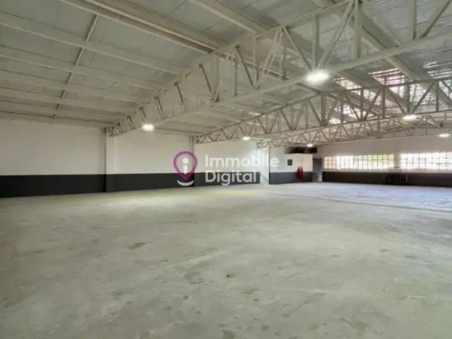 Casa / Sobrado Comercial para Locação em Taboão da Serra/SP Jardim Maria Rosa