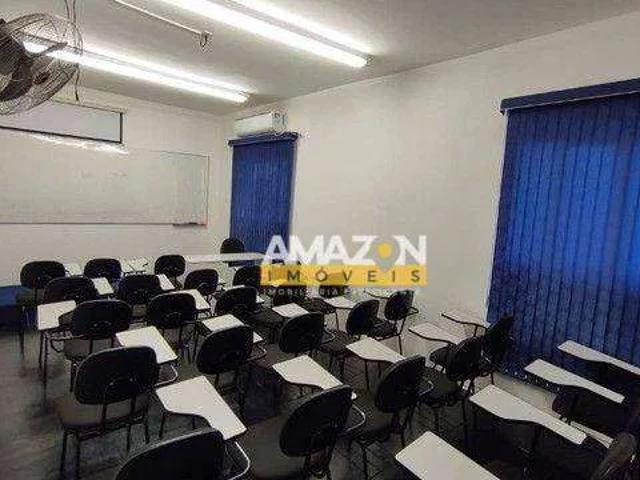 Casa / Sobrado Comercial para Locação em Taubaté/SP Jardim Maria Augusta