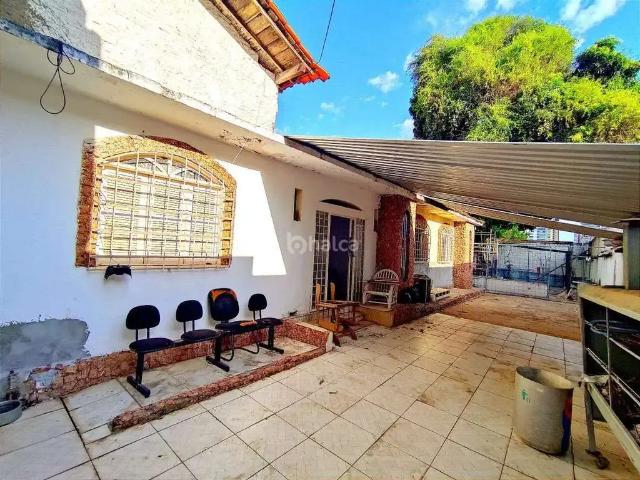 Casa / Sobrado Comercial para Locação em Teresina/PI Fátima 10 Quartos