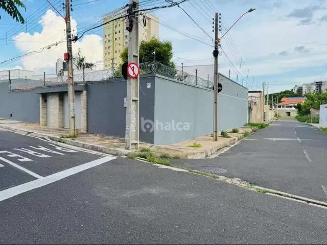 Casa / Sobrado Comercial para Locação em Teresina/PI Fátima 5 Quartos