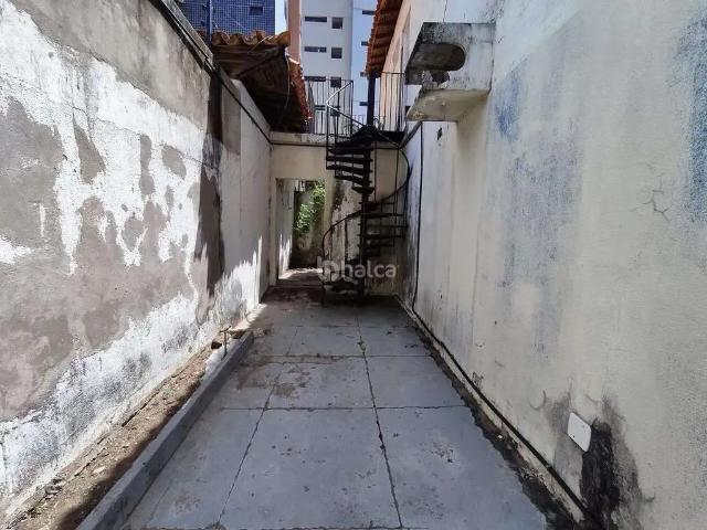 Casa / Sobrado Comercial para Locação em Teresina/PI Jóquei 3 Quartos