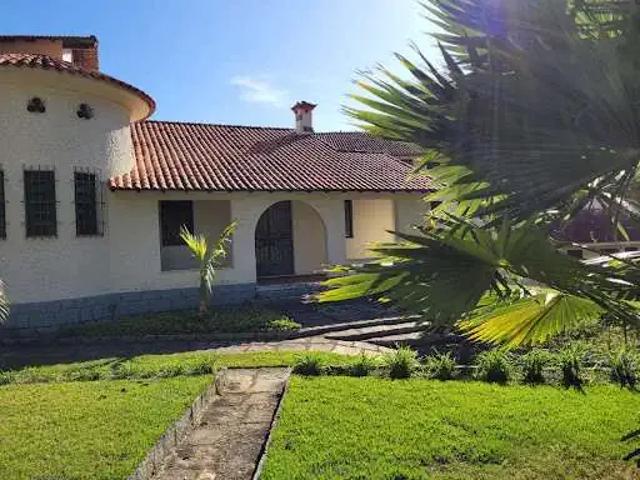 Casa / Sobrado Comercial para Locação em Teresópolis/RJ Barra do Imbuí 6 Quartos