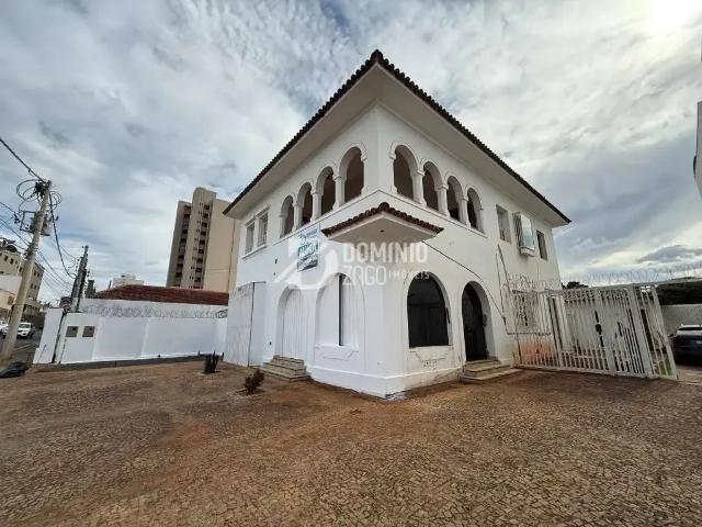 Casa / Sobrado Comercial para Locação em Uberaba/MG Centro