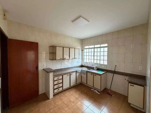 Casa / Sobrado Comercial para Locação em Uberaba/MG Santa Marta