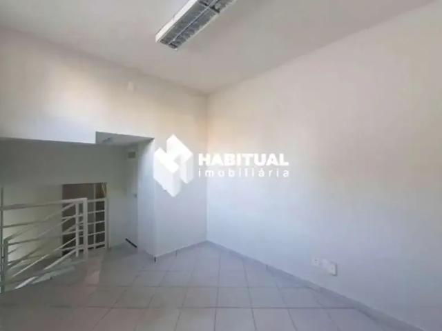 Casa / Sobrado Comercial para Locação em Uberlândia/MG Tabajaras 2 Quartos