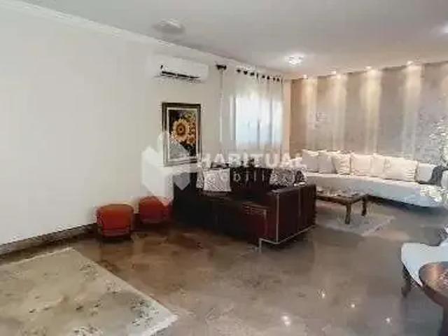 Casa / Sobrado Comercial para Locação em Uberlândia/MG Vigilato Pereira