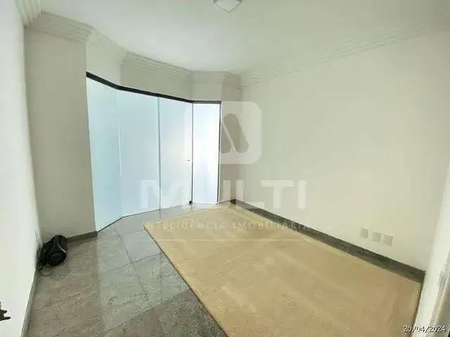 Casa / Sobrado Comercial para Locação em Uberlândia/MG Altamira 4 Quartos