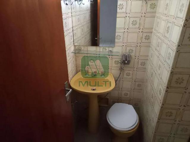 Casa / Sobrado Comercial para Locação em Uberlândia/MG Cazeca 3 Quartos