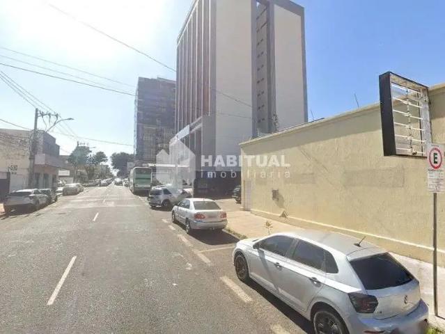 Casa / Sobrado Comercial para Locação em Uberlândia/MG Centro 1 Quartos