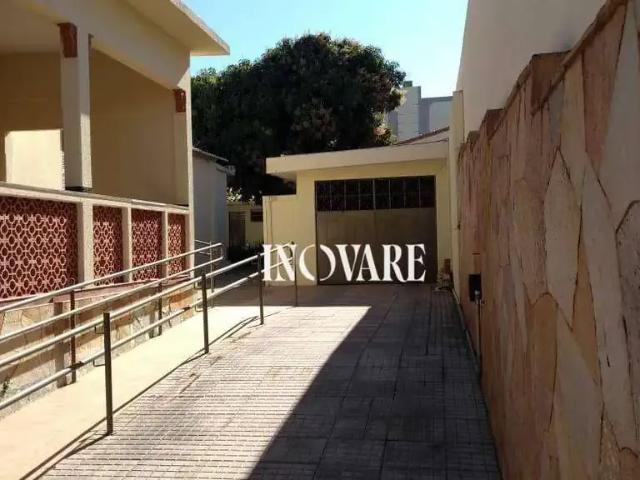 Casa / Sobrado Comercial para Locação em Uberlândia/MG Centro