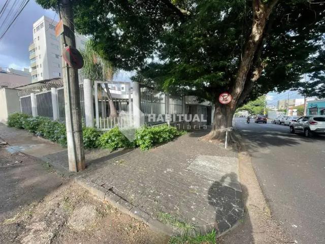 Casa / Sobrado Comercial para Locação em Uberlândia/MG Lidice 1 Quartos